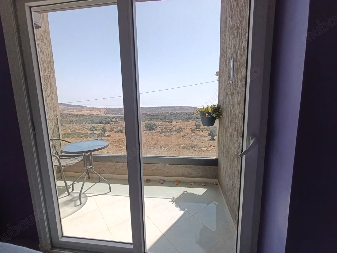 Beautiful furnished apartment with sea view
