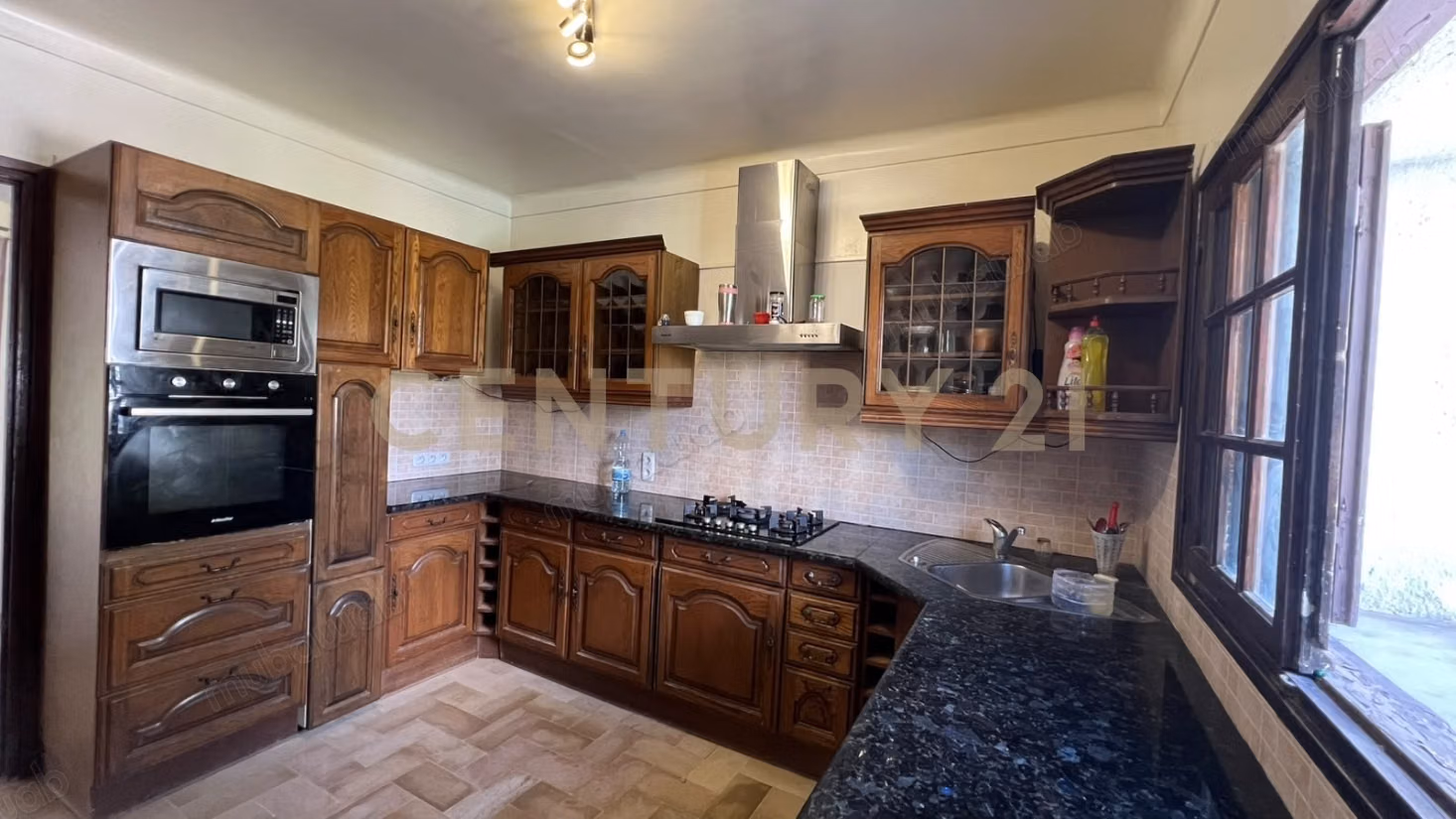 À vendre villa S4 Cité El Mahrsi 2