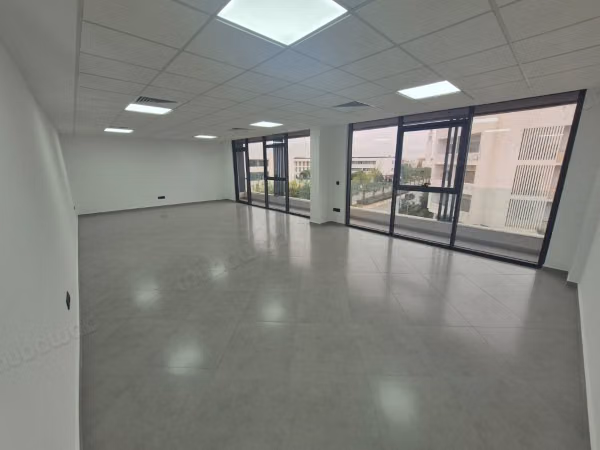 À louer – bureau à almaz
