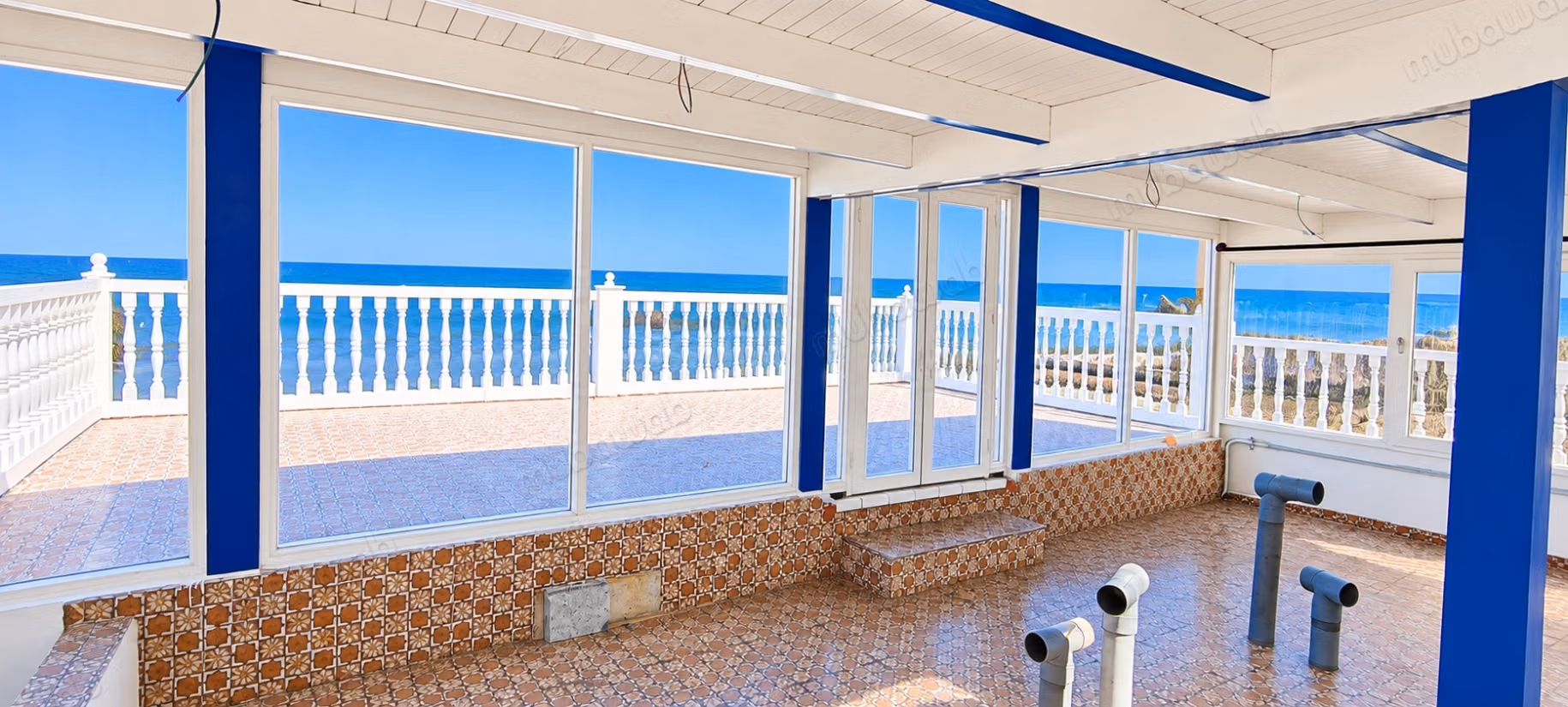 Riad with sea view, facing the ocean