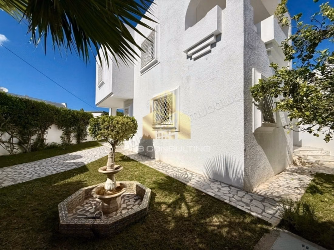 À louer une villa s4 à gammarth