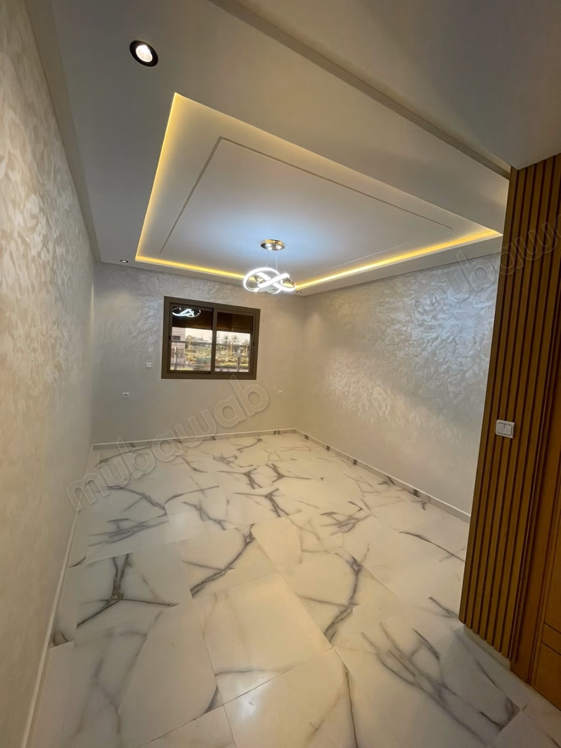 Wonderful apartment for sale in Saidia. Total area 66 m². Sturdy door and satellite dish