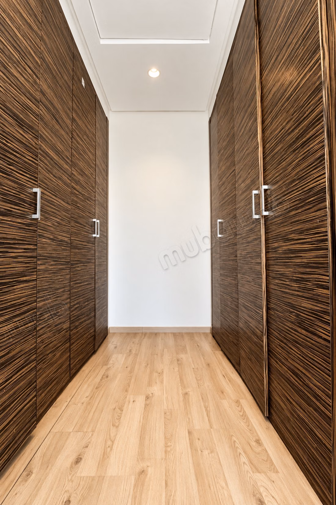 Rez de Jardin à Louer VIDE 
4 chambres