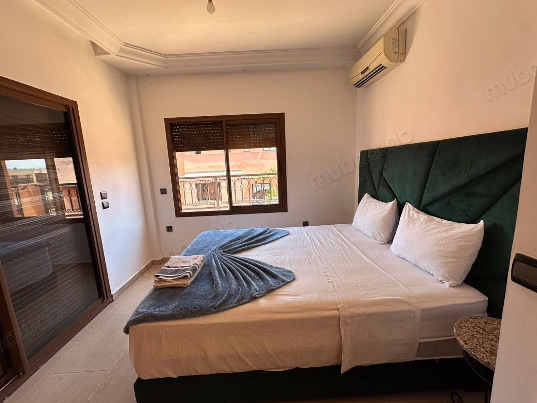 Très bel appartement en location à Guéliz. 
Surface totale 70 m². 
Bien meublé