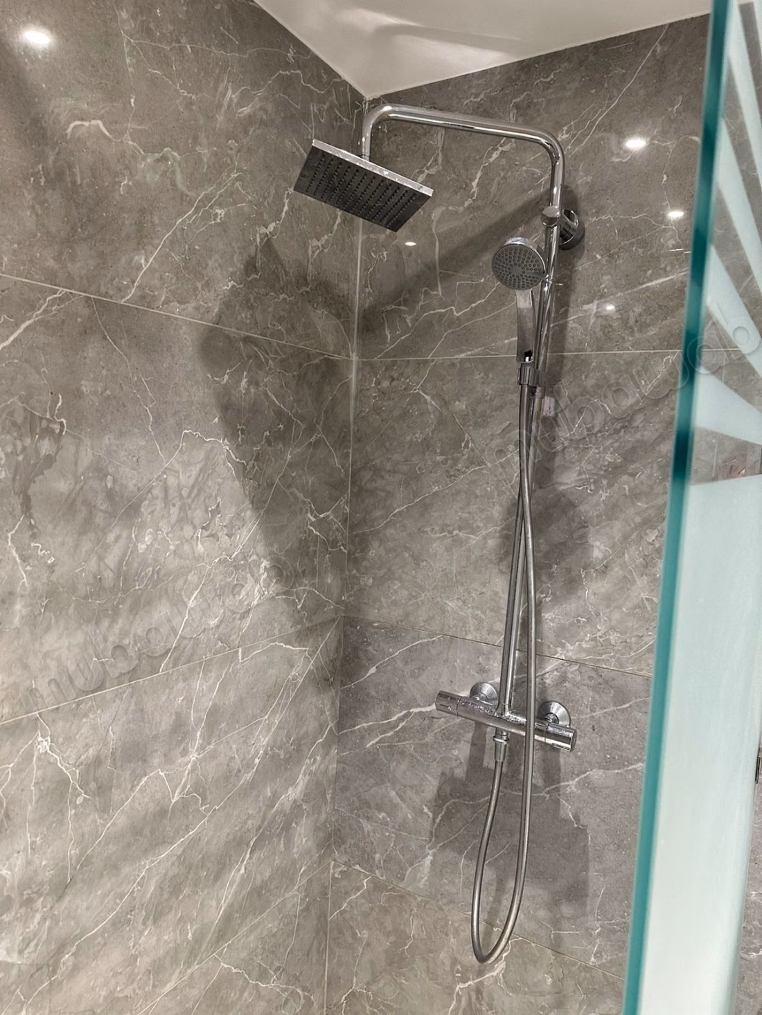 Très bel appartement en location à Guéliz. 
Surface totale 70 m². 
Bien meublé