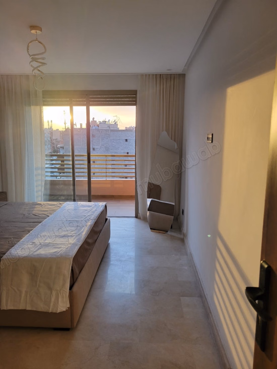 Très bel appartement en location à Guéliz.
Superficie 60 m².
Bien meublé