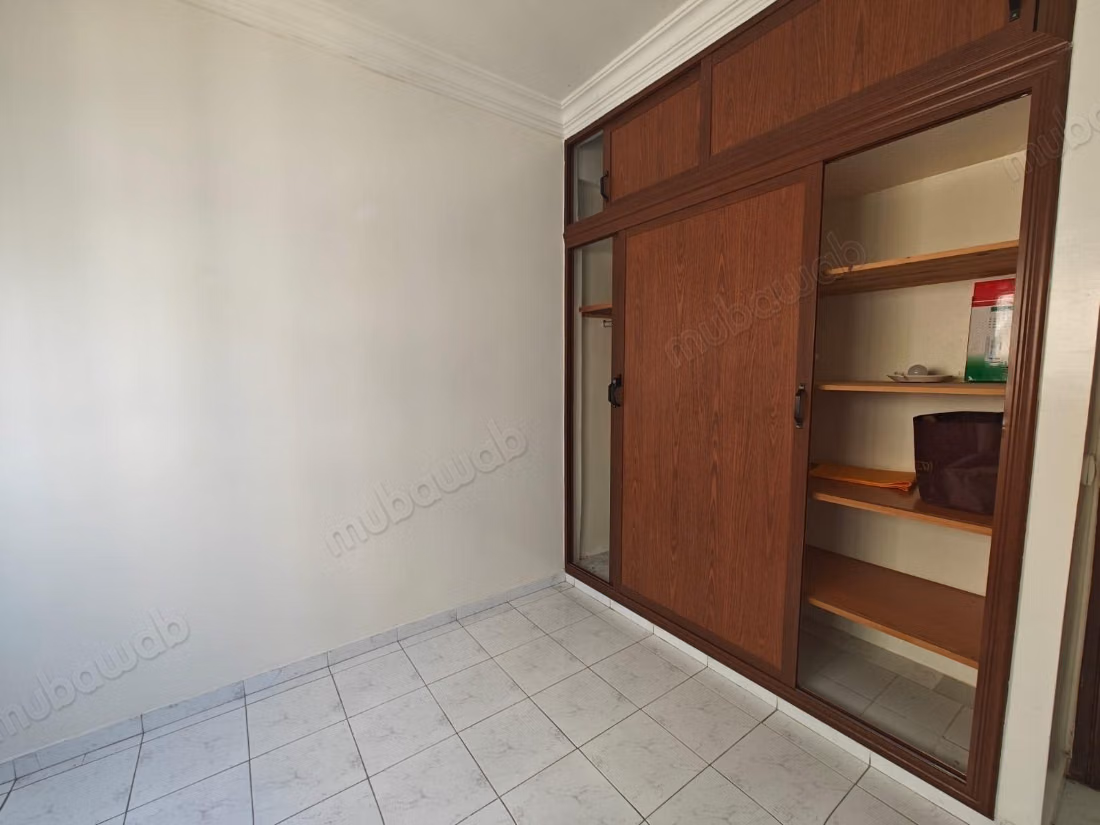 Apartment for rent in Bourgogne Est. 4 rooms. With elevator and terrace