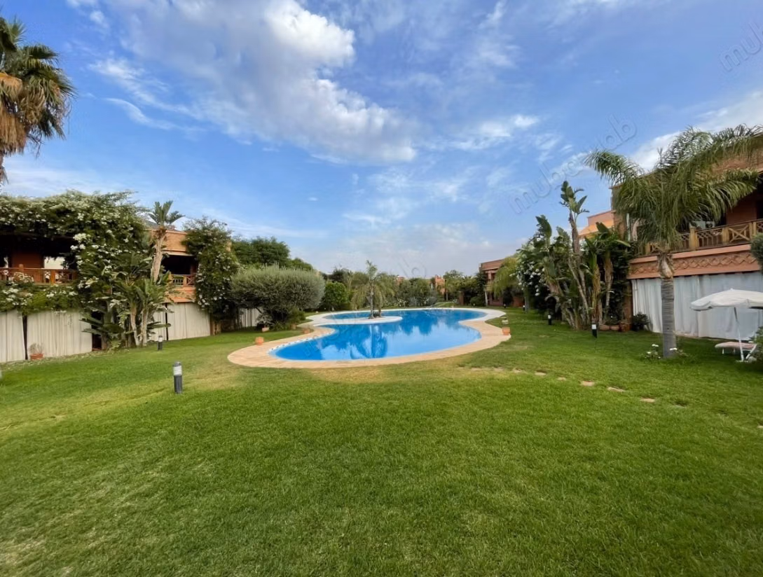 Agdal: Superb Ground Floor Apartment with Pool