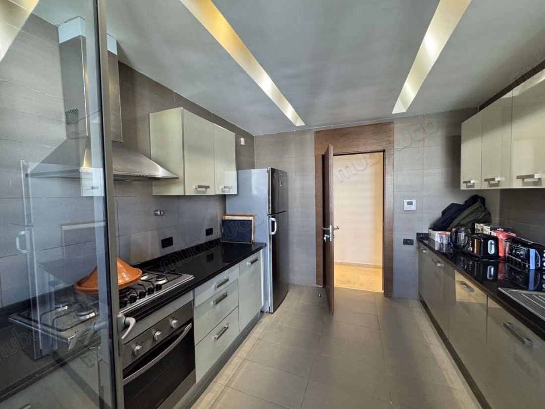 Beautiful apartment with forest view in Souissi