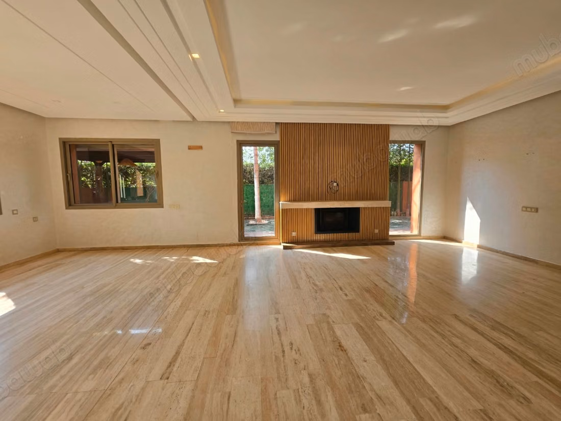 FOR SALE - Luxury villa on the Fes Road