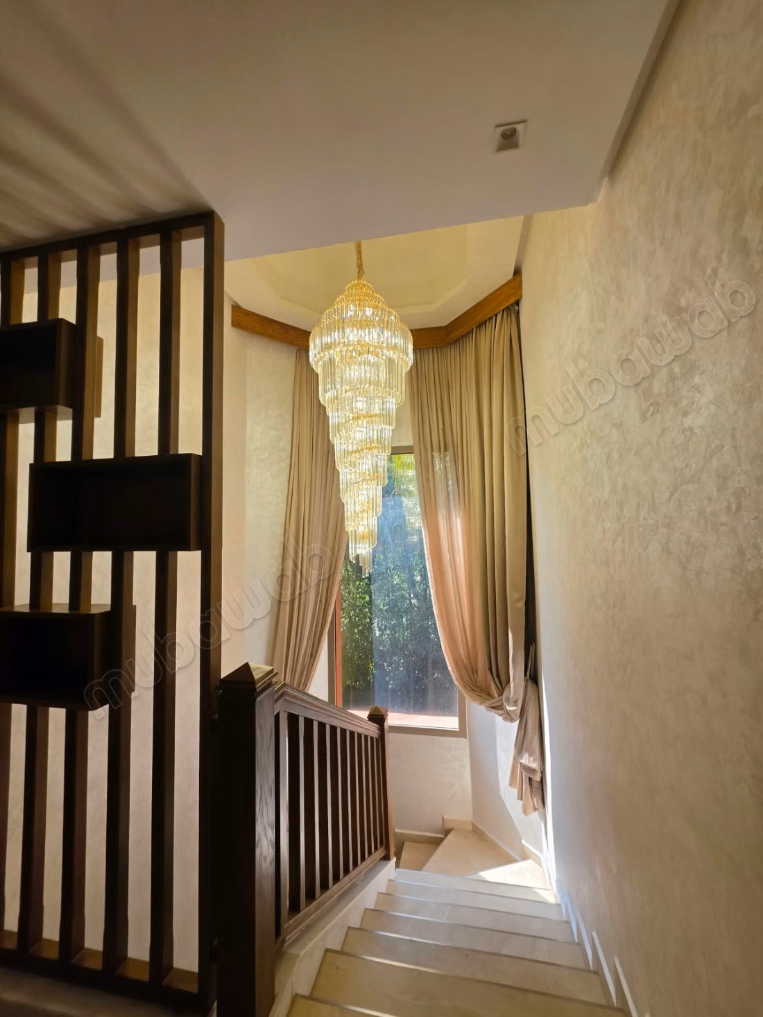 FOR SALE - Luxury villa on the Fes Road