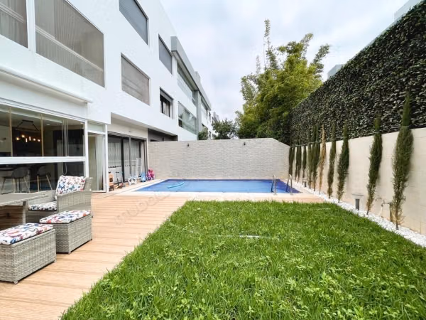 Beautiful apartment for sale in Dar Bouazza. 3 large rooms. With elevator and green space
