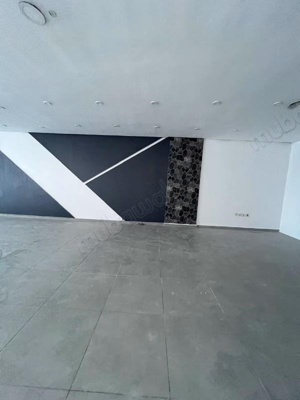 Huur van kantoorruimte van 122 m² in het business center