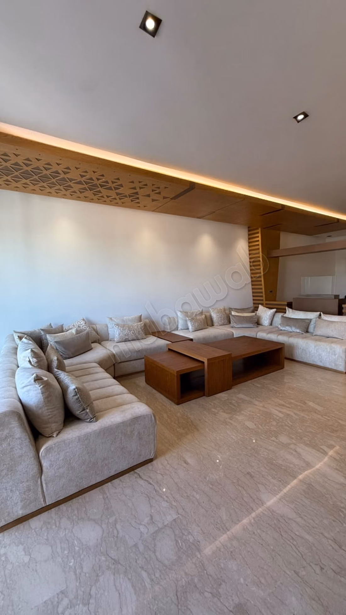 À louer – appartement 190 m² hay riad
