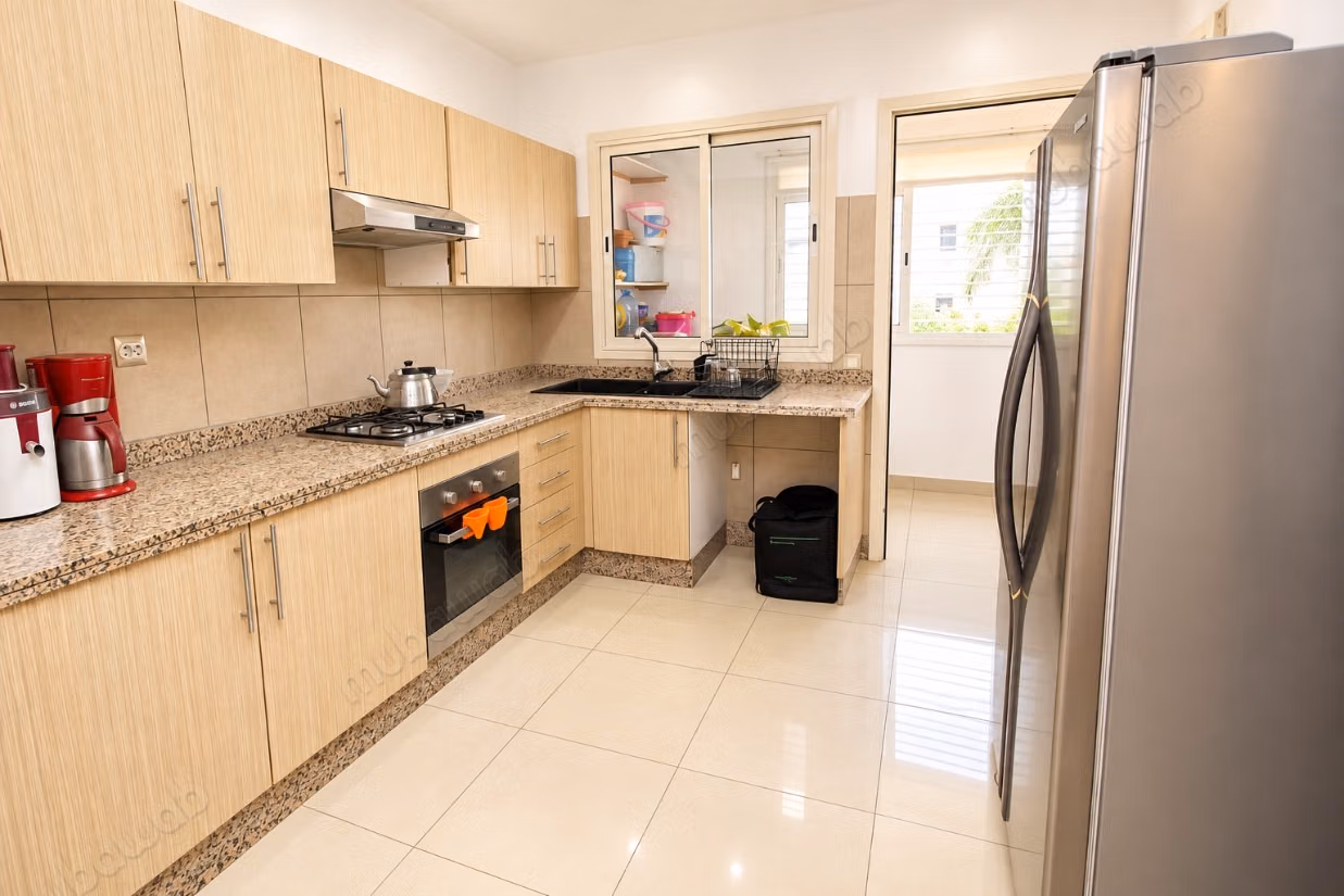 Spacieux appartement meublé à Hay Mohammadi
