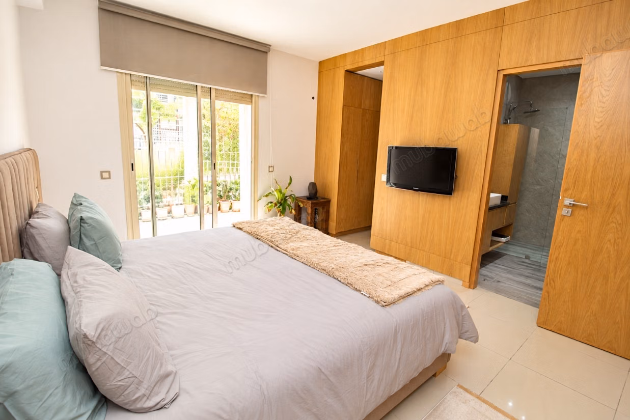 Spacieux appartement meublé à Hay Mohammadi
