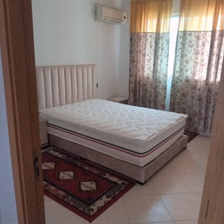 Apartamento amueblado con terraza en Agdal