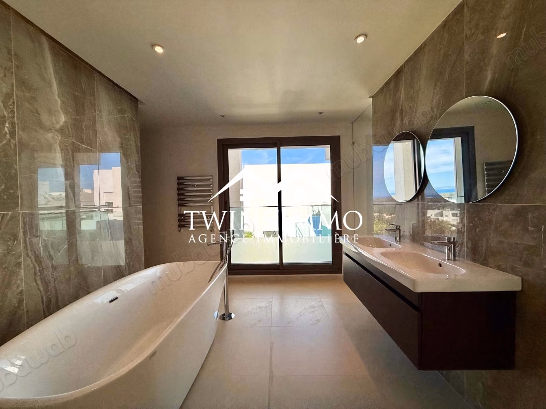 Duplex con piscina a Gammarth Superiore