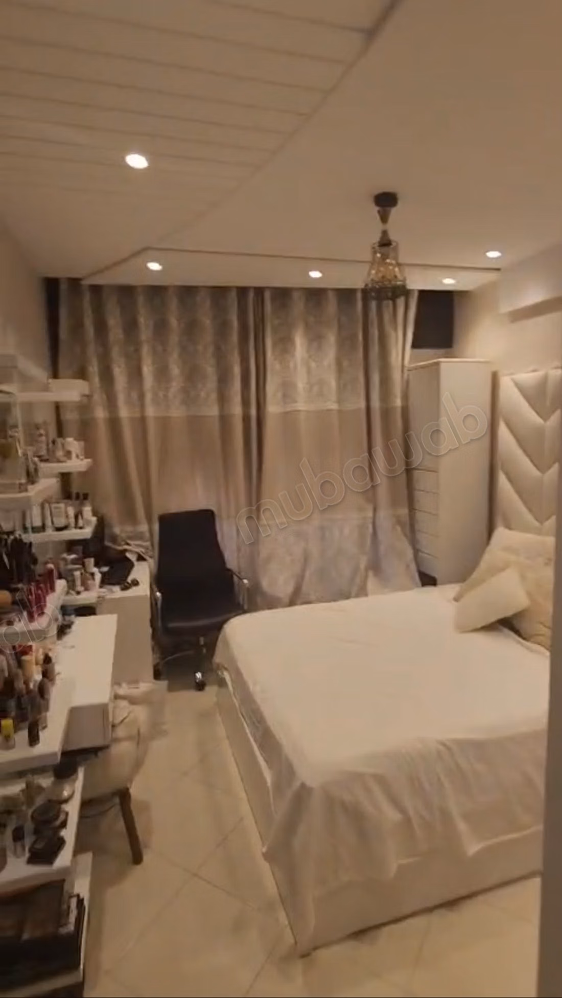 Appartement vide de deux chambres a louer