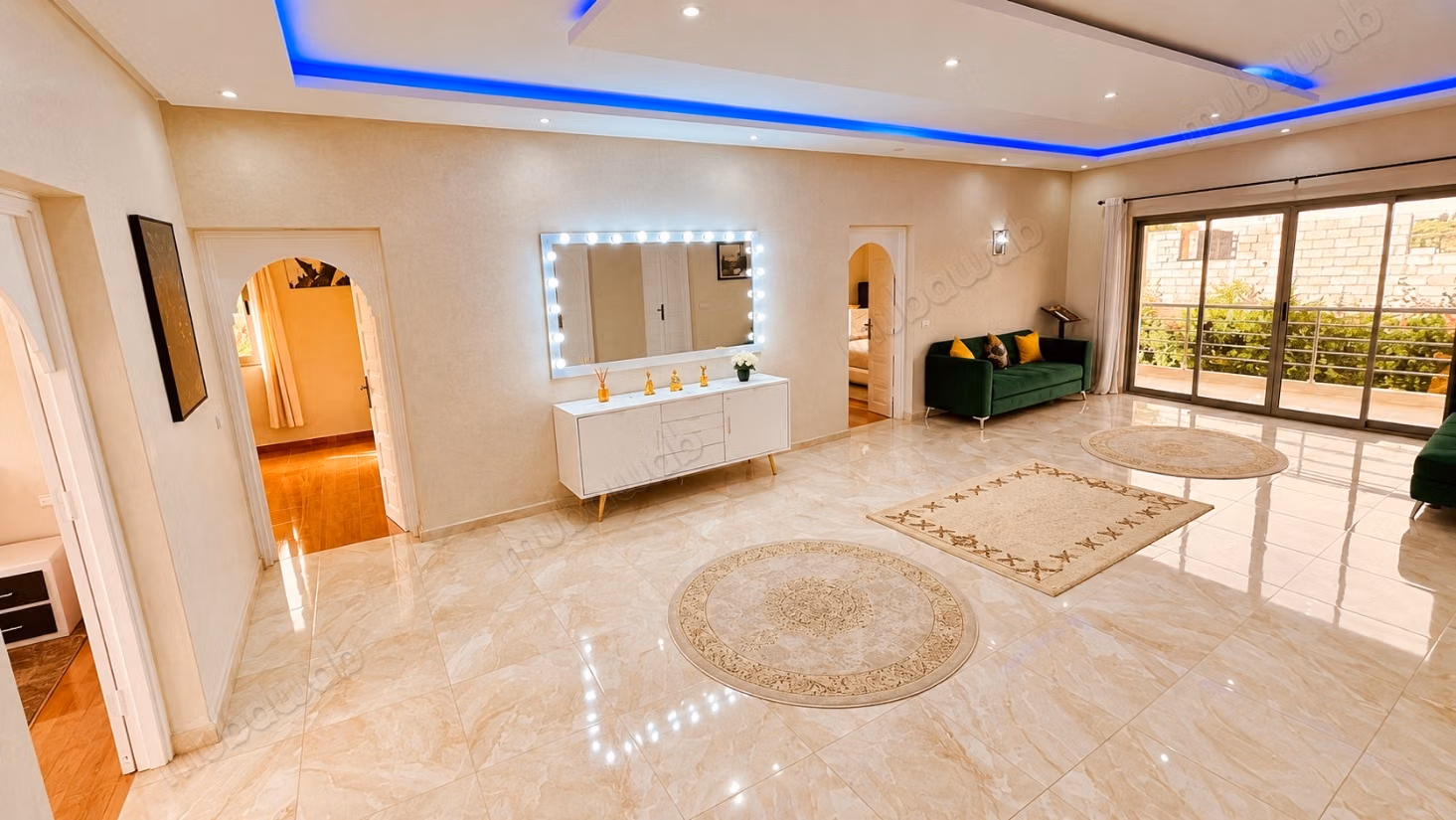 Luxurious house for sale on Route Amizmiz. 4 bedrooms. Furnished