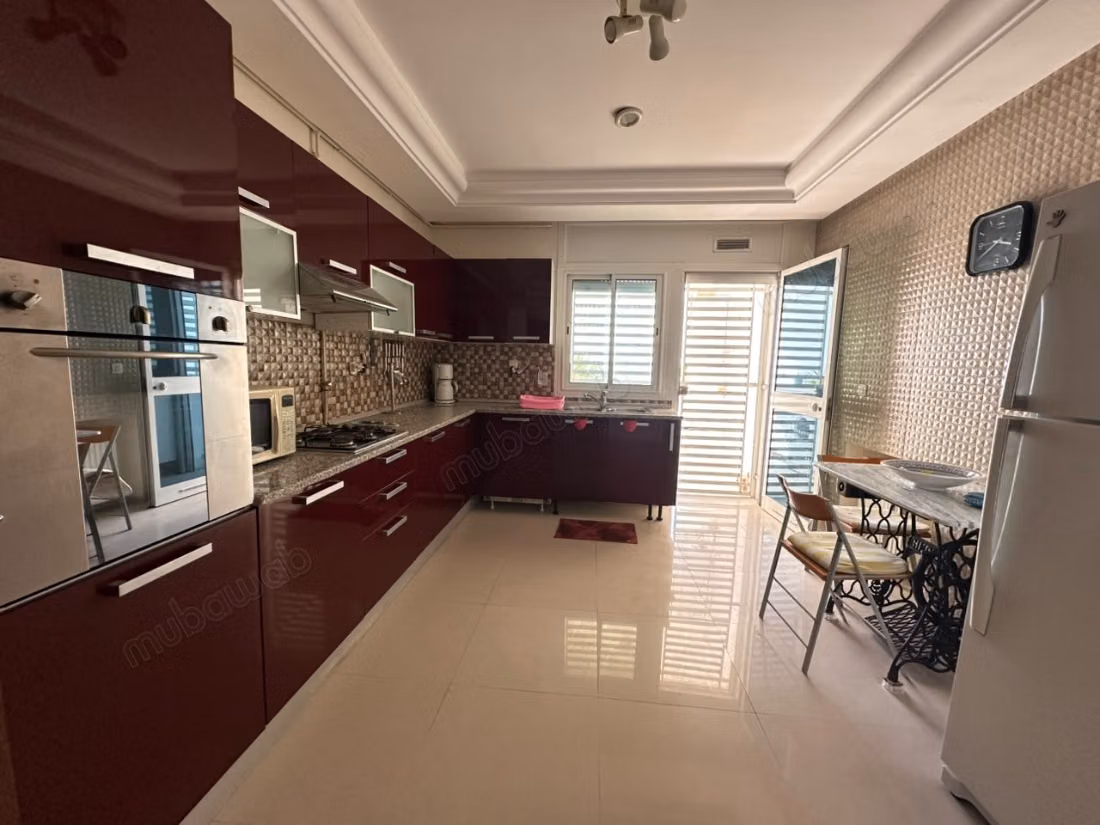 A vendre: Appartement en S2 vue mer