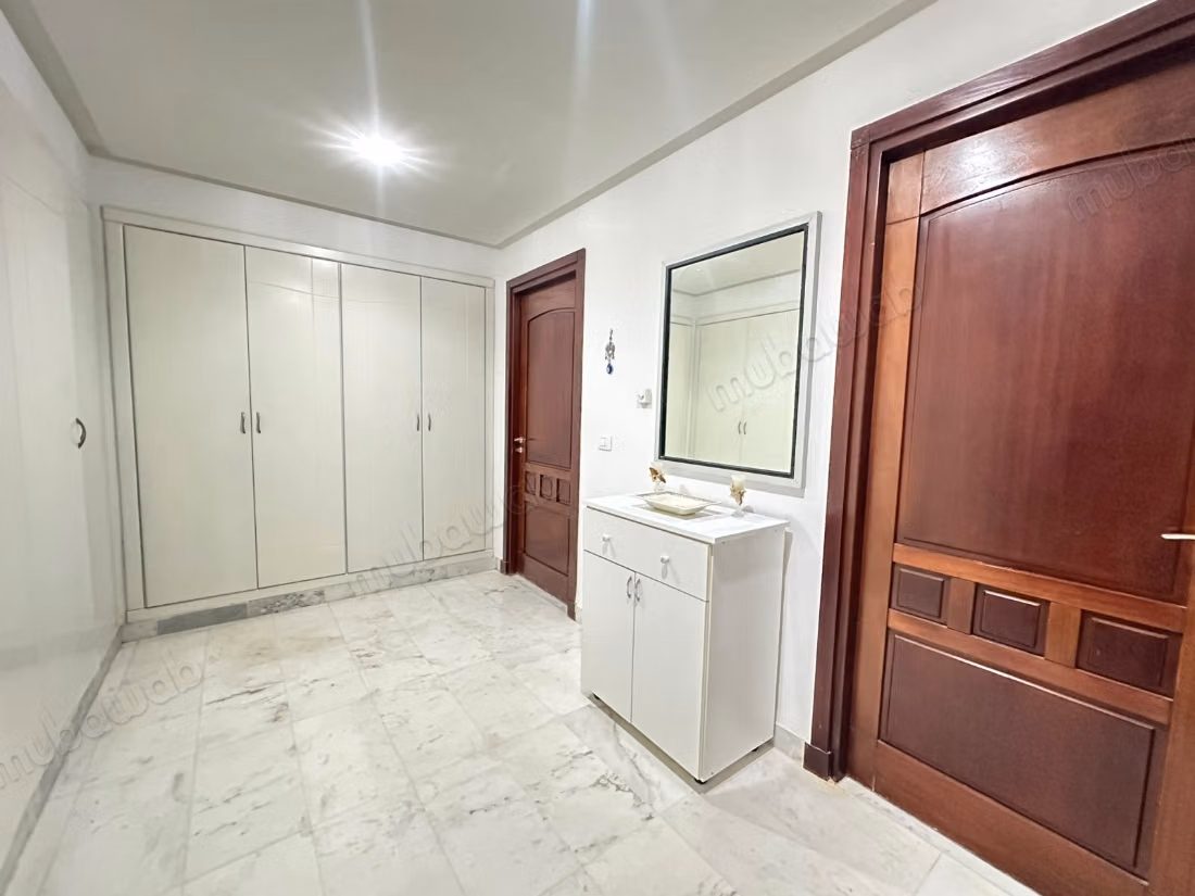 A vendre: Appartement en S2 vue mer
