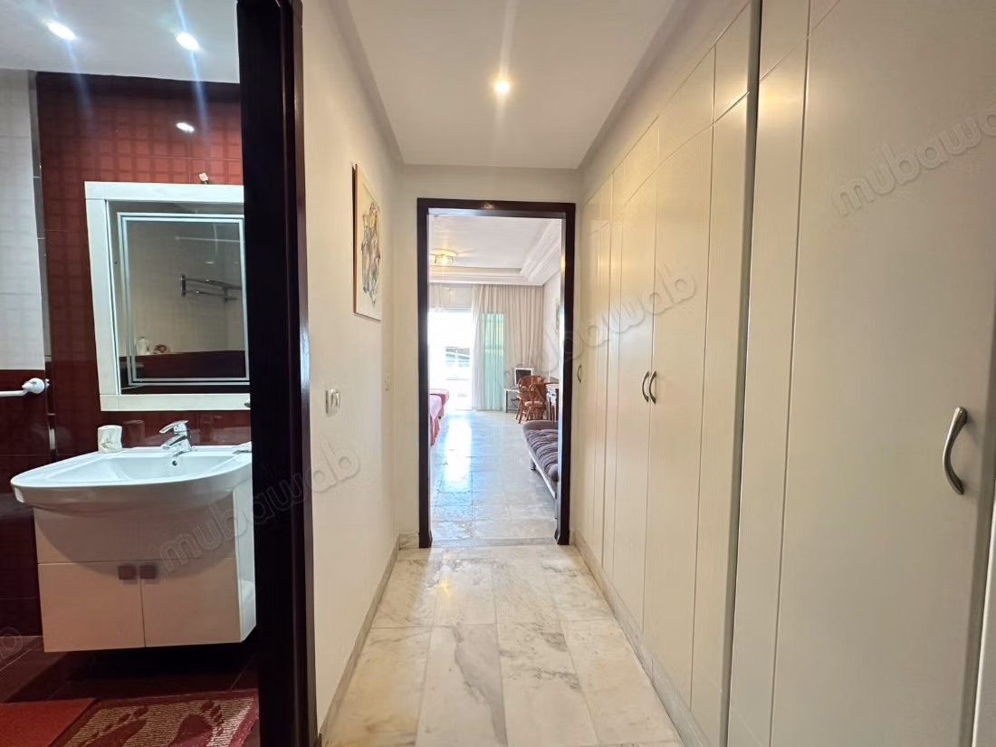 A vendre: Appartement en S2 vue mer