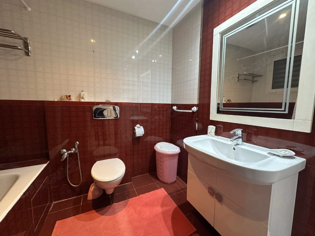 A vendre: Appartement en S2 vue mer