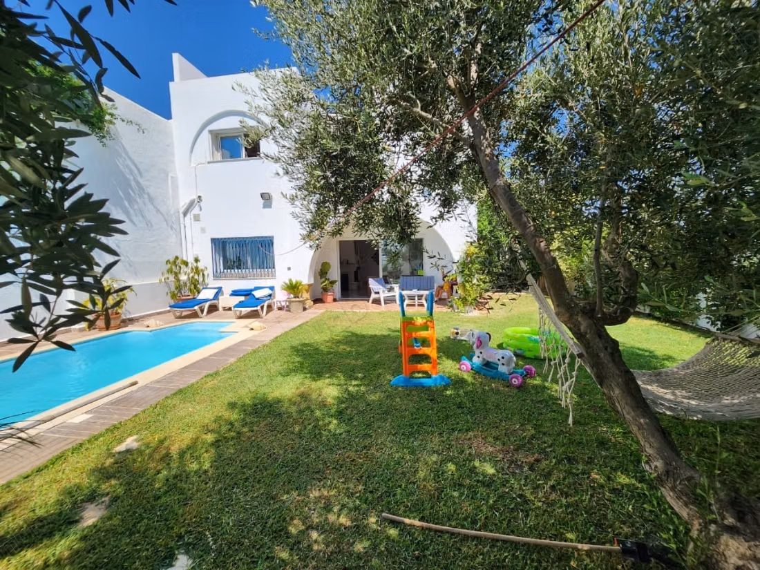 Semi-Detached Villa for Rent