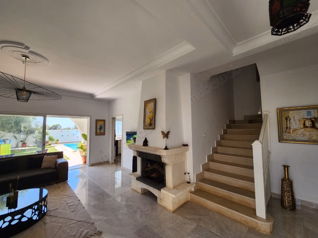 Semi-Detached Villa for Rent