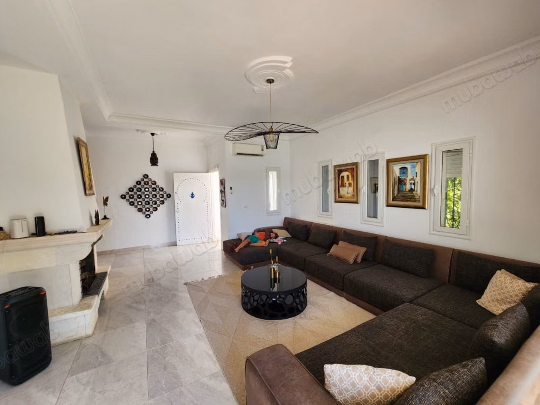 Semi-Detached Villa for Rent