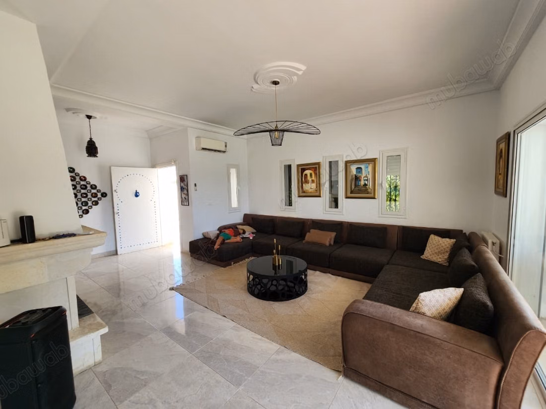 Semi-Detached Villa for Rent