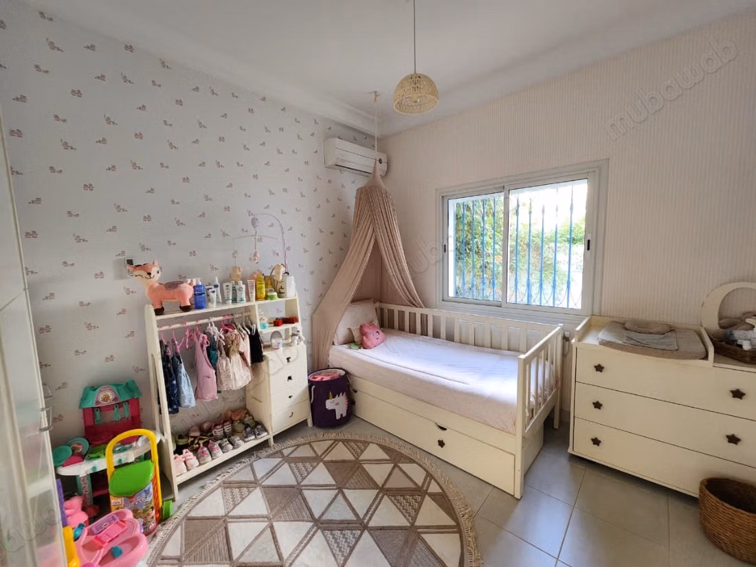 Semi-Detached Villa for Rent
