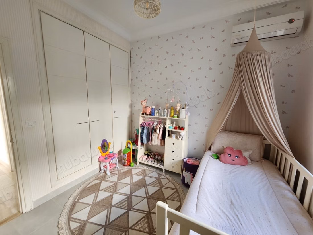 Semi-Detached Villa for Rent