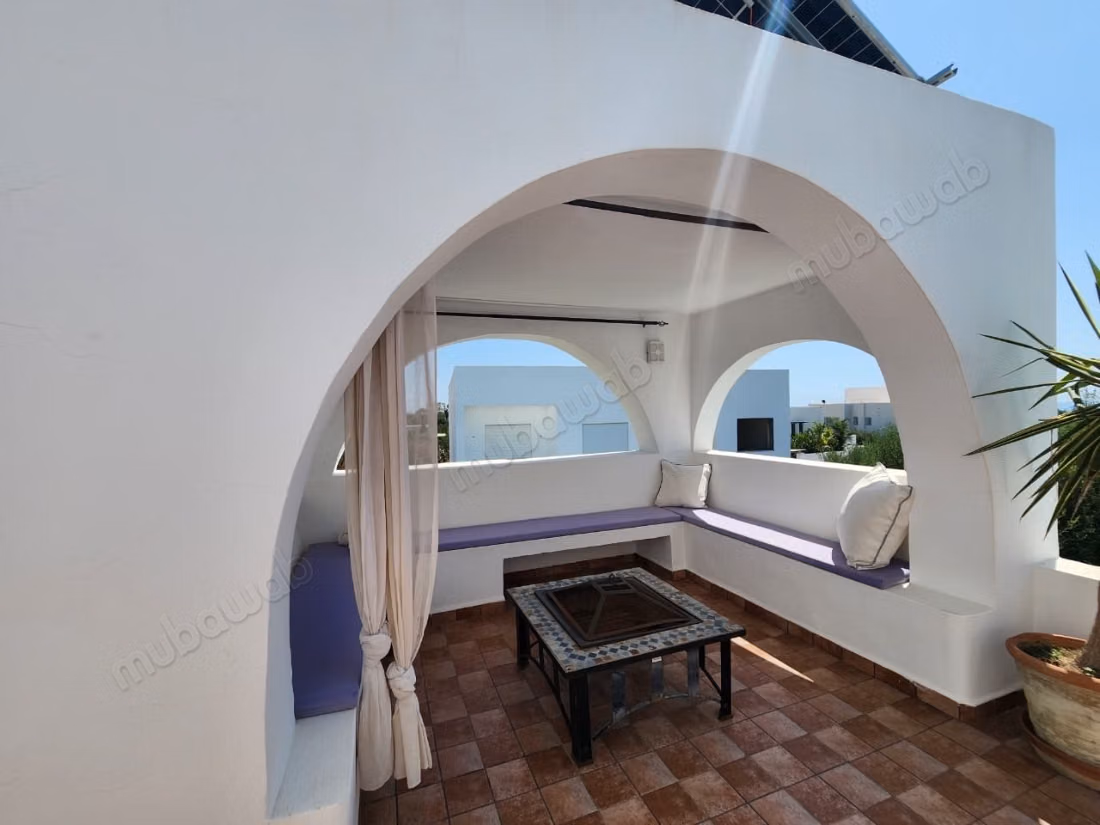 Semi-Detached Villa for Rent