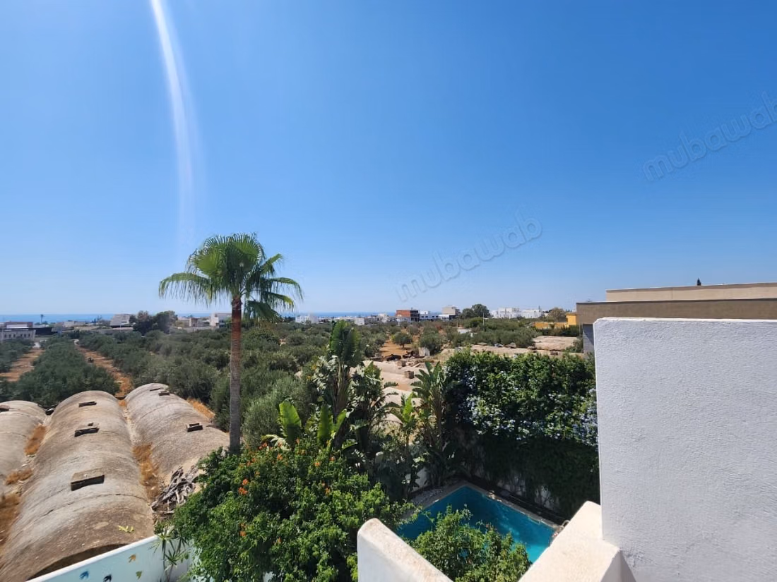 Semi-Detached Villa for Rent