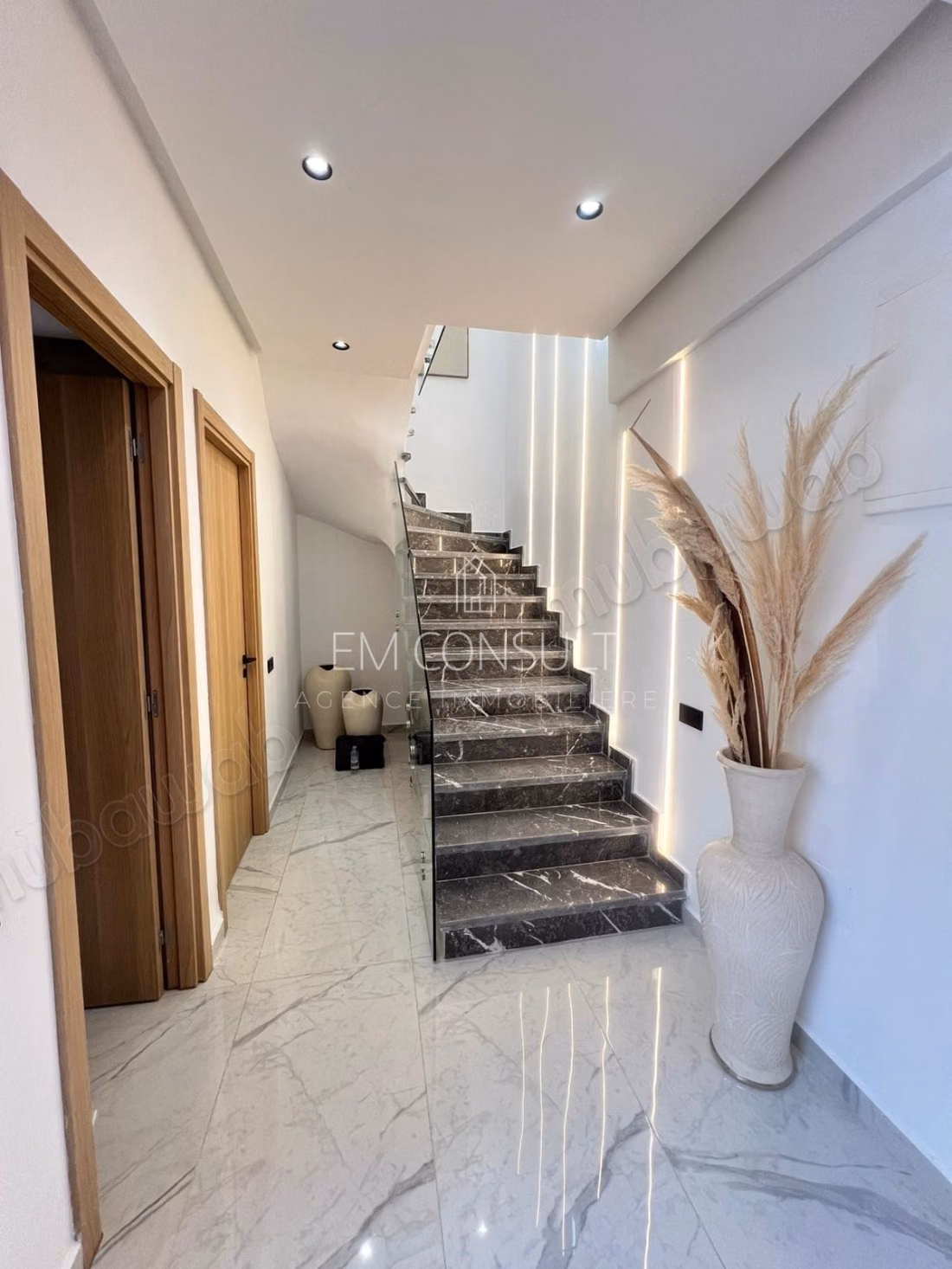 A vendre duplex 3 chambres secteur gare
