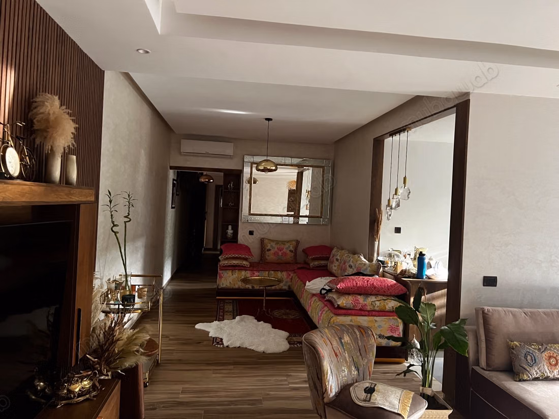 Apartment for sale in Dar Bouazza. Area 214 m²