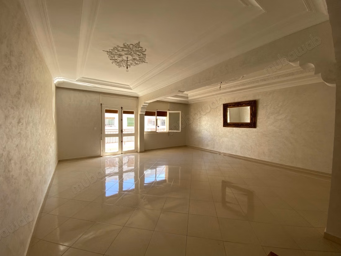 Bel appartement en location à Agdal. 5 pièces confortables...