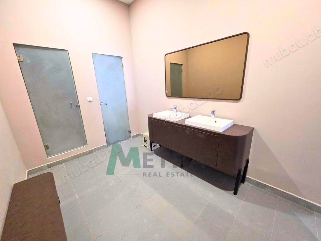 For Rent Commercial Space in La Marsa