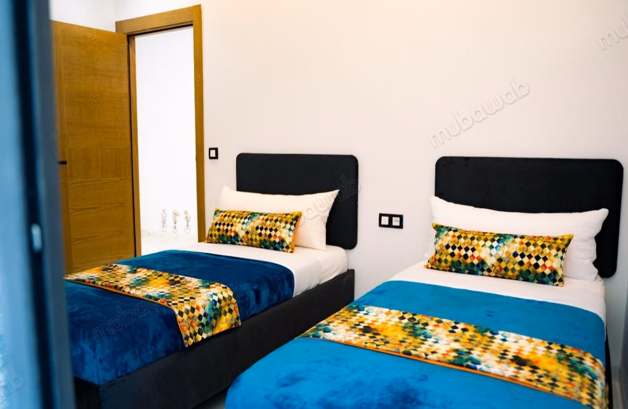 Rental of an apartment in Martil. 2 pleasant rooms. Security door and double glazing system