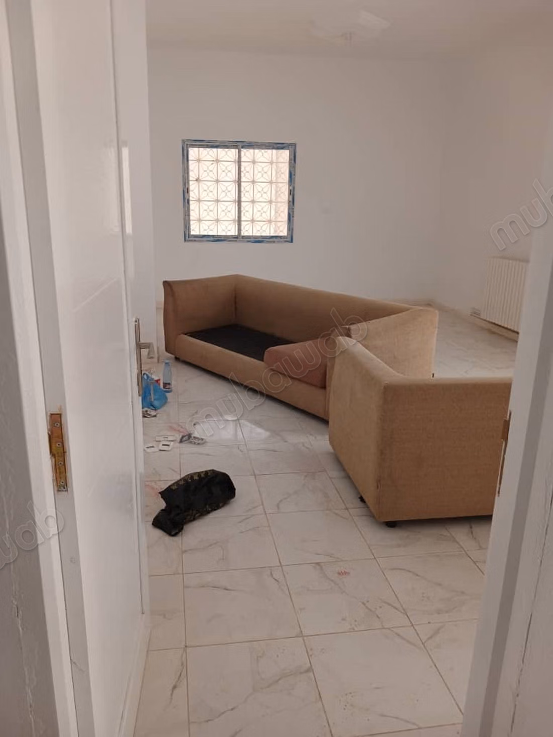 Maison de luxe à louer à Borj Louzir. 
Surface de 552 m²