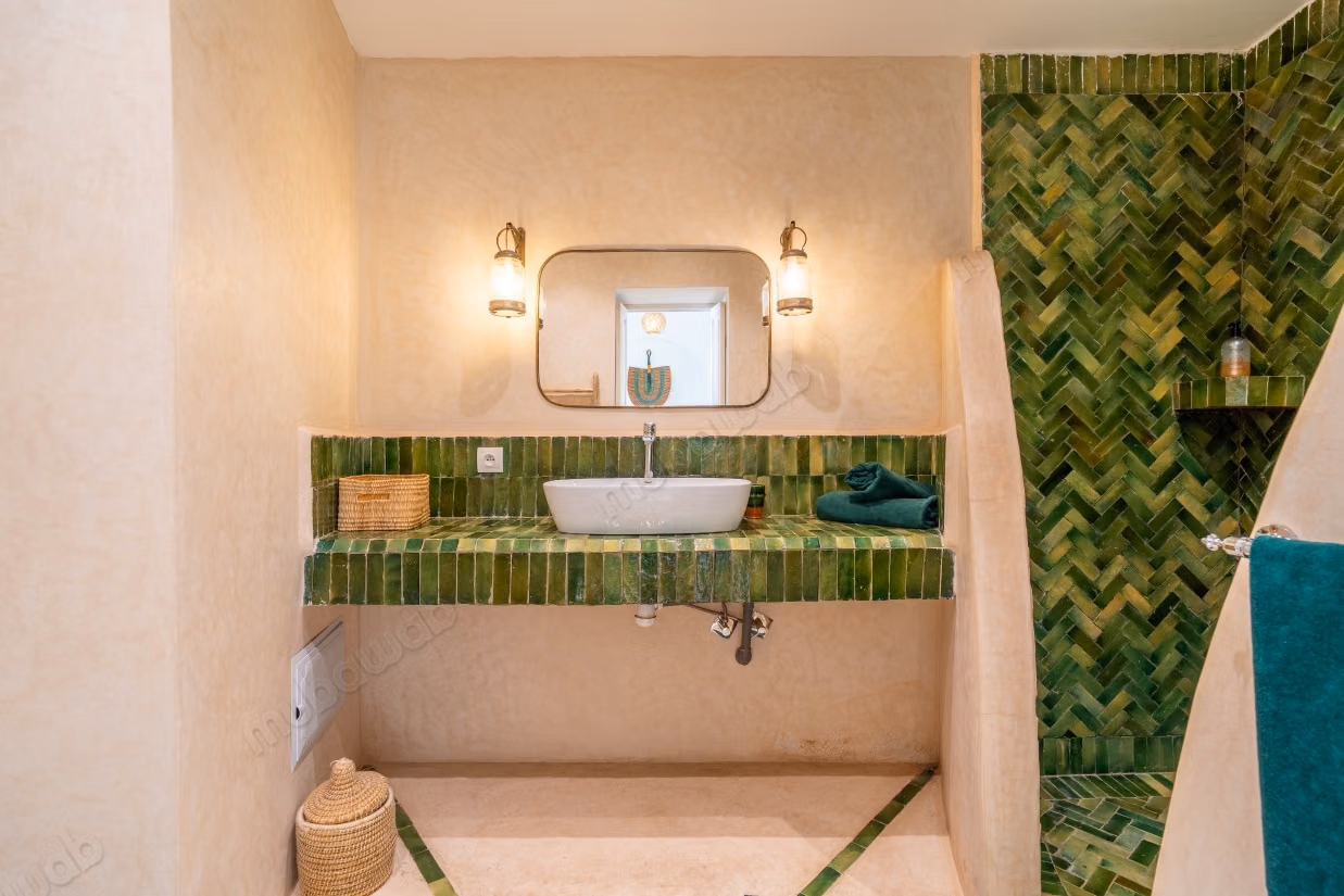 Charming Riad 5 Bedrooms Riad Laarous