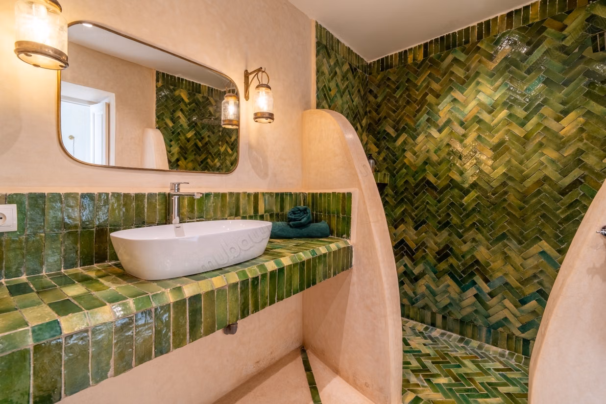 Charming Riad 5 Bedrooms Riad Laarous