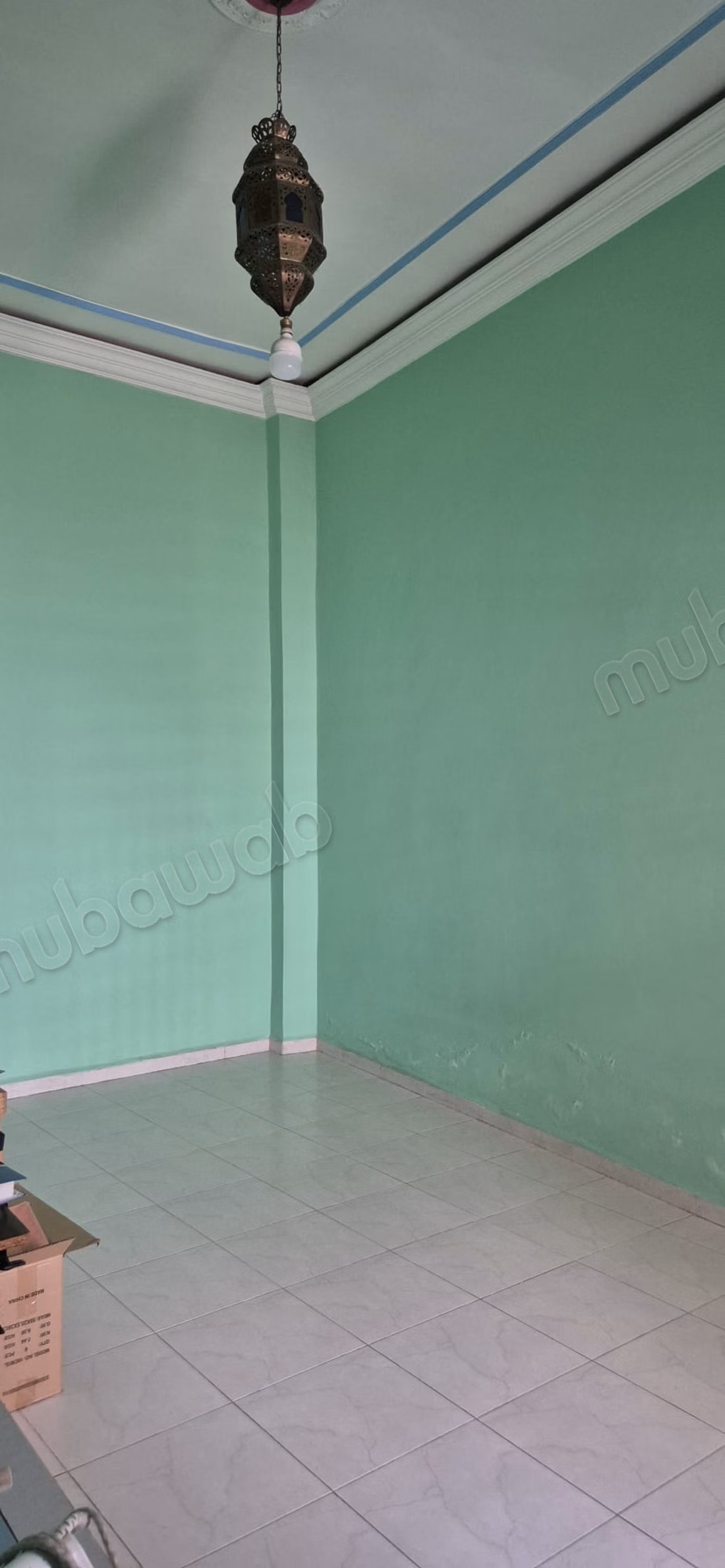 Appartement à renover GUELIZ. Superficie 175 m². Porte blindée, salon marocain