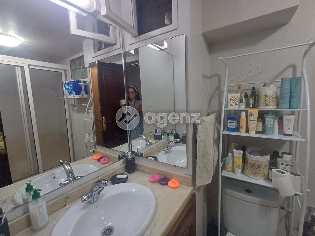 Appartement à vendre 110 m², 3 chambres 
2 Mars Casablanca