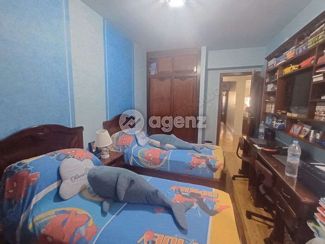 Appartement à vendre 110 m², 3 chambres 
2 Mars Casablanca