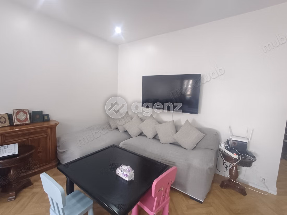 Appartement à vendre 110 m², 3 chambres 
2 Mars Casablanca