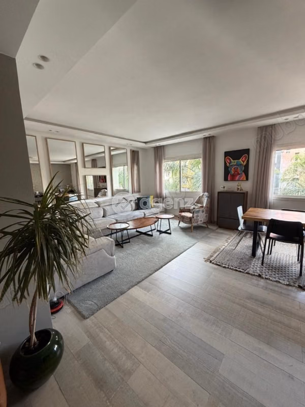 Apartment for sale 154 m², 3 bedrooms Maârif Casablanca