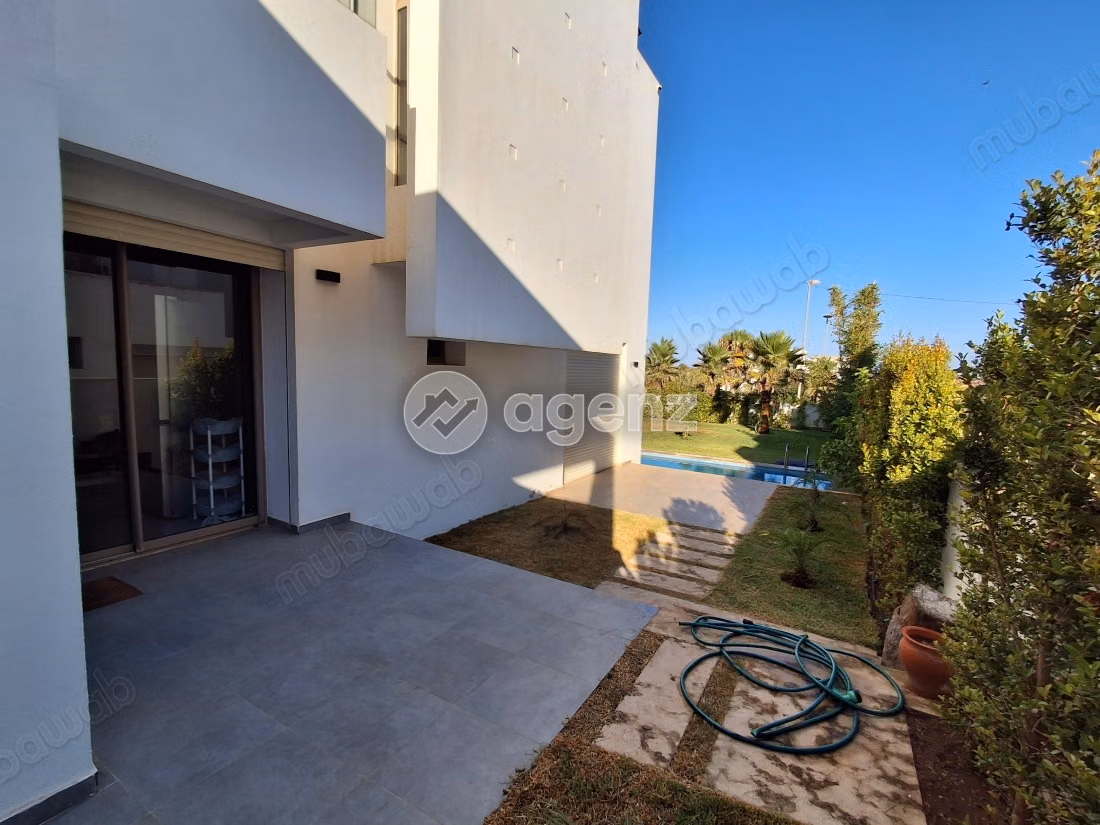Villa te koop 660 m², 5 slaapkamers Andere Salé